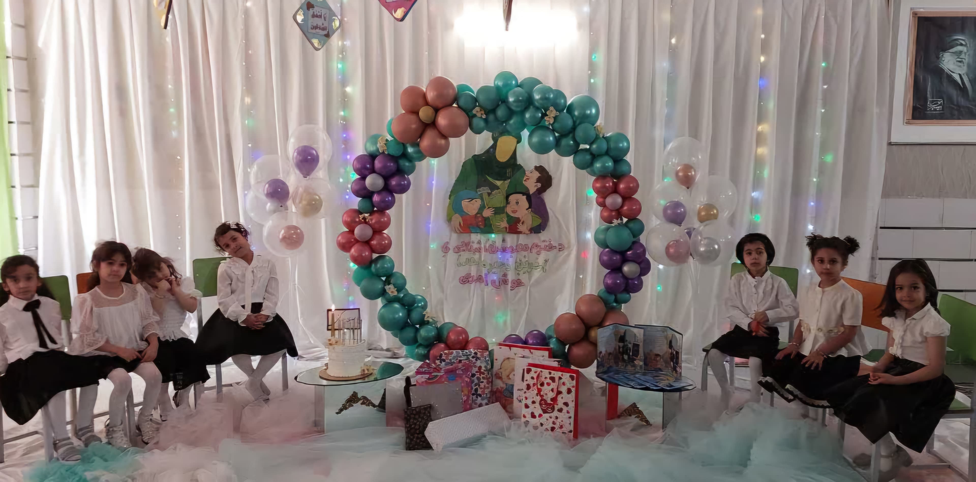 پیش دبستانی و دبستان دخترانه غیر دولتی نور بصیرت دوره اول و دوم