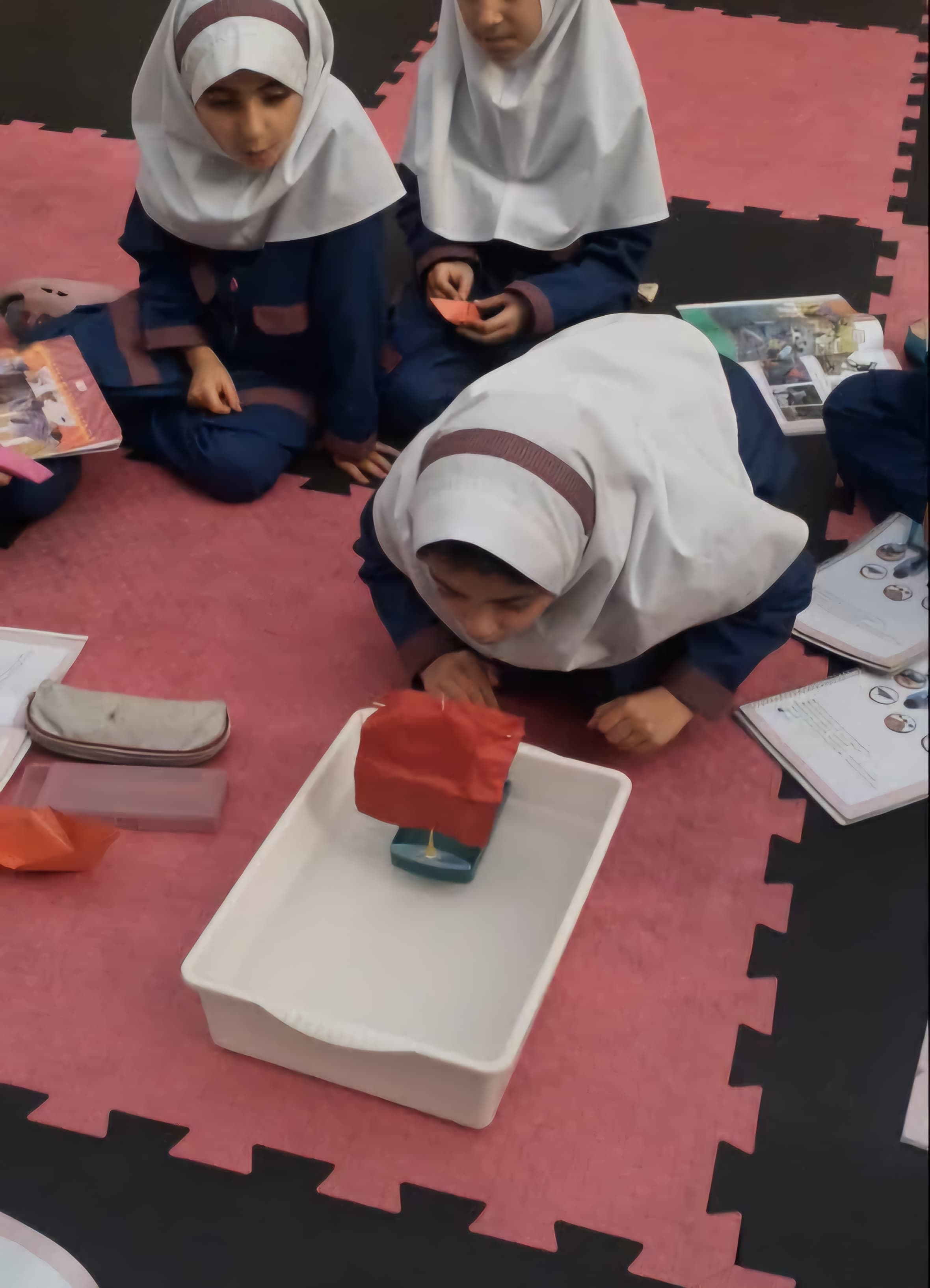 پیش دبستانی و دبستان دخترانه غیر دولتی نور بصیرت دوره اول و دوم